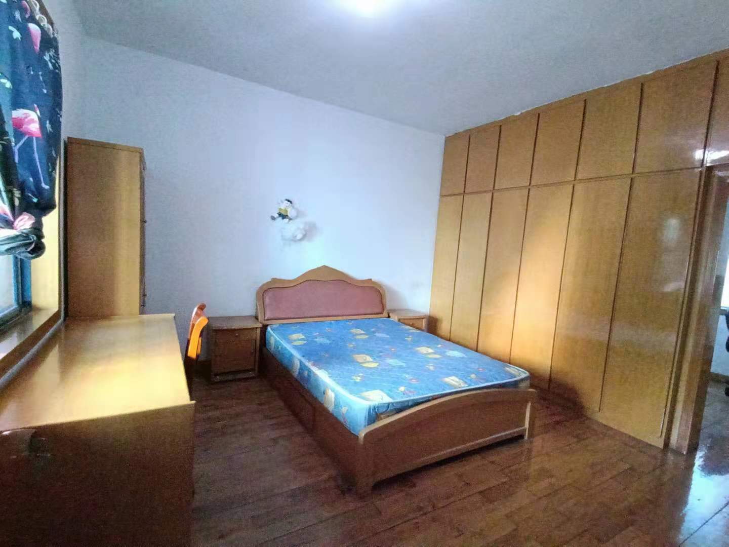 人民路散盘 3室2厅2卫 1000.0元/月 人民路散盘 3室2厅2卫 1000.0元/月室内图