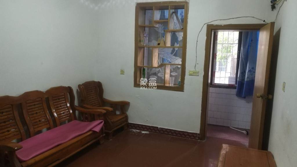 塑料厂二生活区 2室2厅1卫 750.0元/月 塑料厂二生活区 2室2厅1卫 750.0元/月户型图