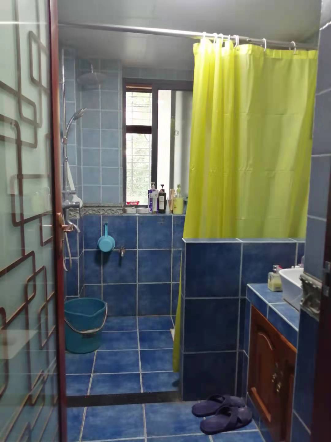 金益紫檀 4室2厅2卫 80.0万 金益紫檀 4室2厅2卫 80.0万卫生间