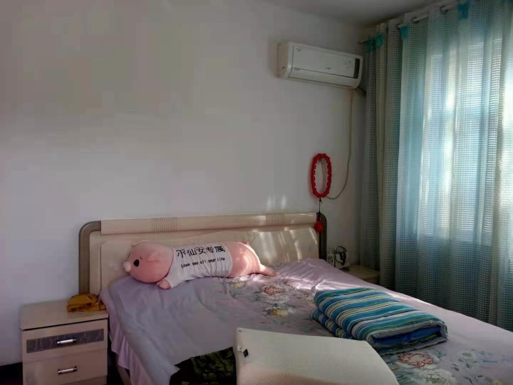 碧水馨城 3室2厅2卫 79.8万 碧水馨城 3室2厅2卫 79.8万卧室