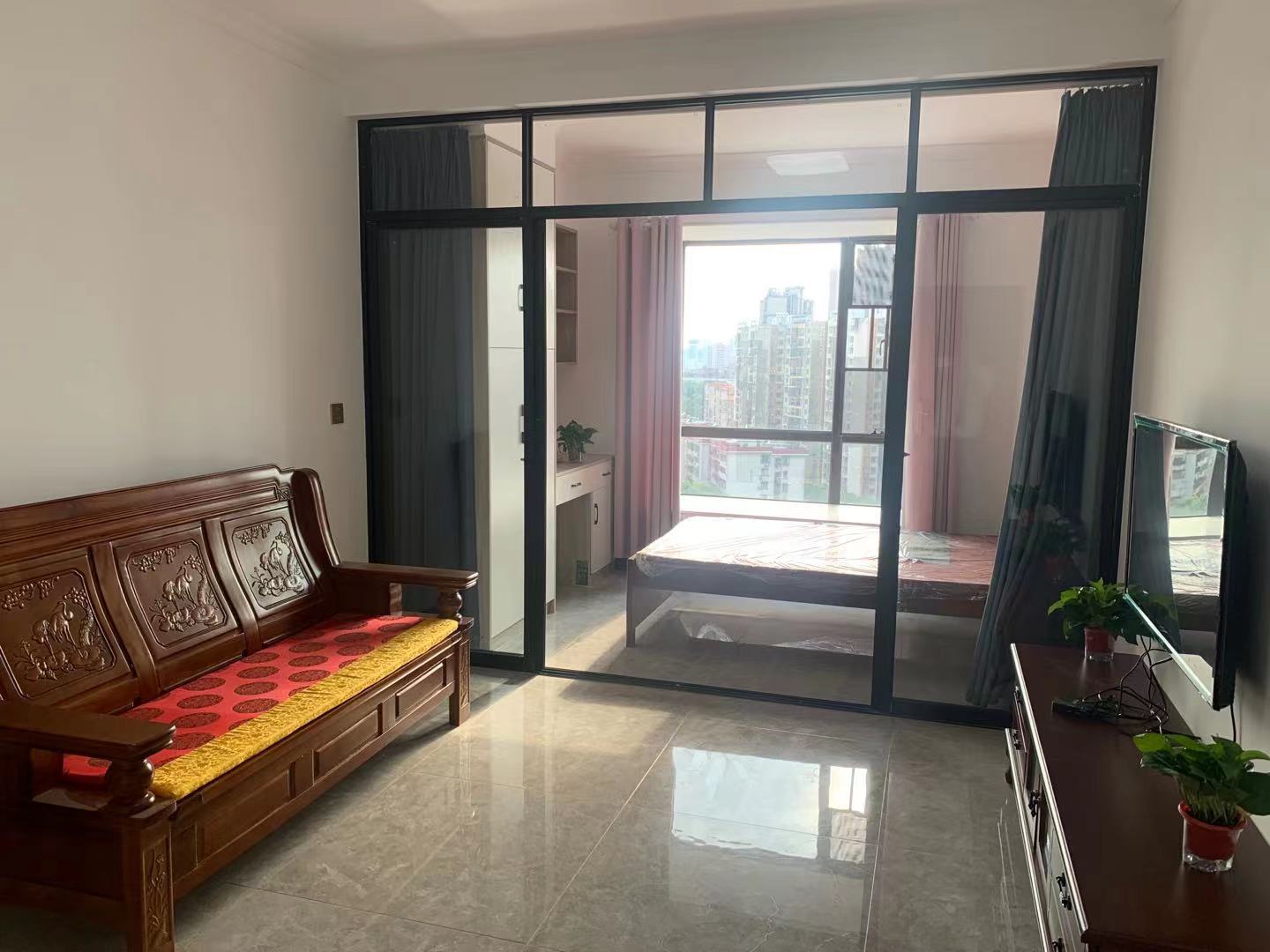 华邦深蓝时代广场  1室1厅1卫    1900.0元/月 华邦深蓝时代广场  1室1厅1卫    1900.0元/月室内图1