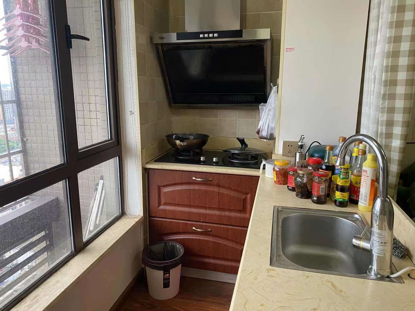 金中环广场 1室1厅1卫 1660.0元/月 金中环广场 1室1厅1卫 1660.0元/月室内图