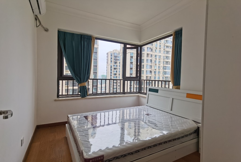 中海锦江城云熙一期  3室2厅2卫    2600.0元/月 中海锦江城云熙一期  3室2厅2卫    2600.0元/月室内图