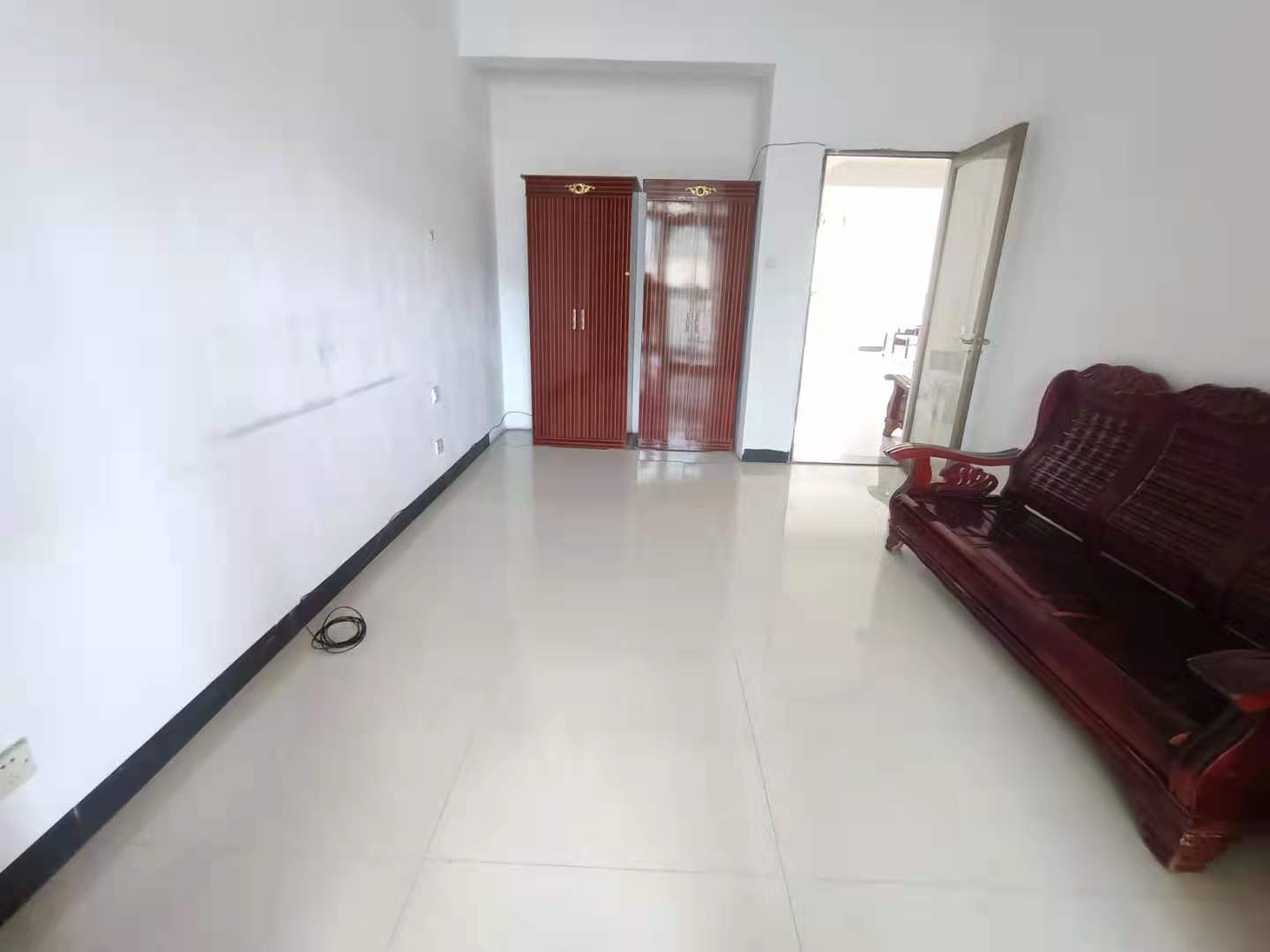 湘中园  3室2厅2卫    88.8万卧室