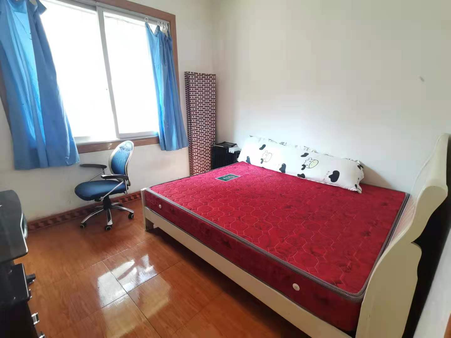 聚贤阁  2室2厅1卫    800.0元/月 聚贤阁  2室2厅1卫    800.0元/月室内图