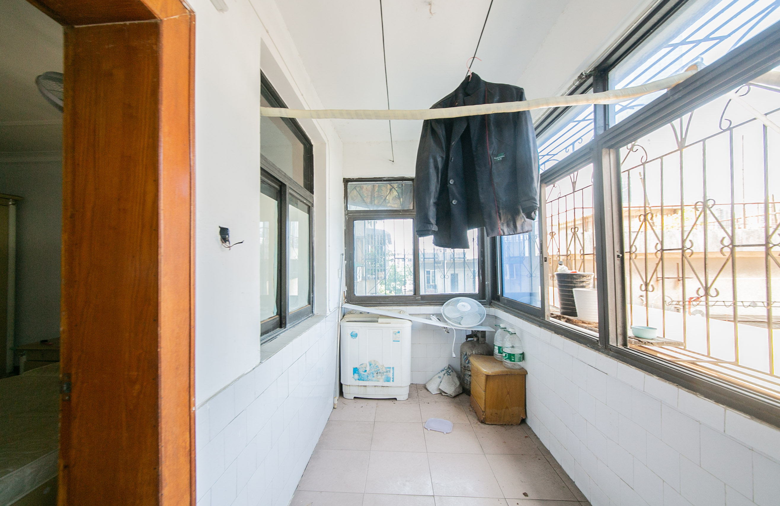 建湘新村  3室1厅1卫   73.00万阳台