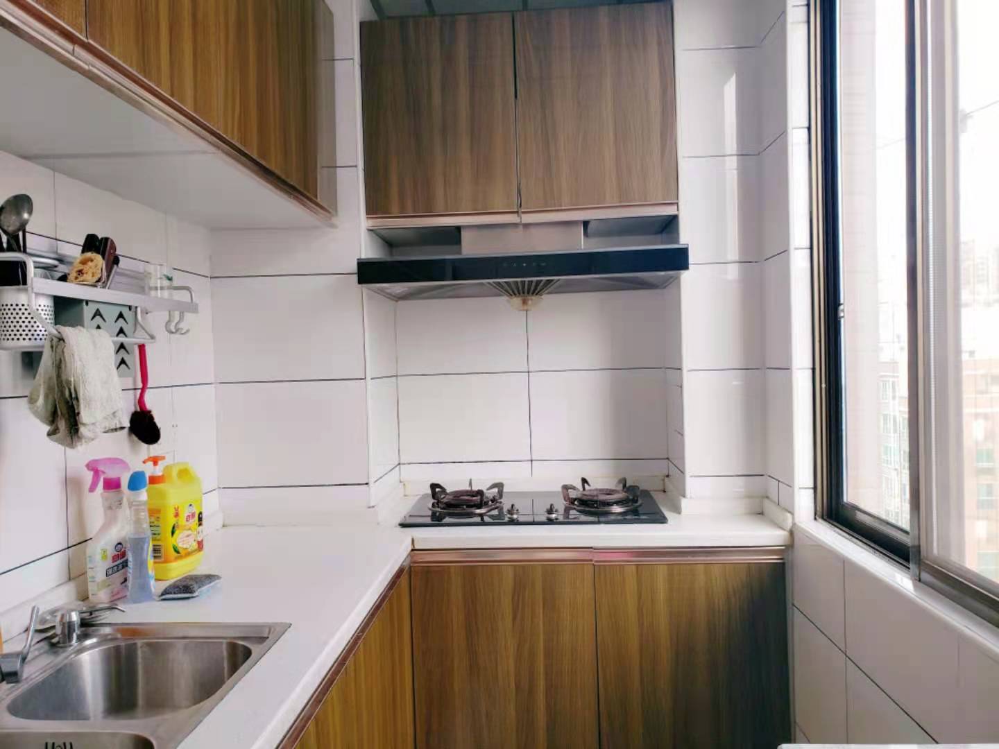 明兴花苑 2室2厅1卫 1800.0元/月 明兴花苑 2室2厅1卫 1800.0元/月室内图