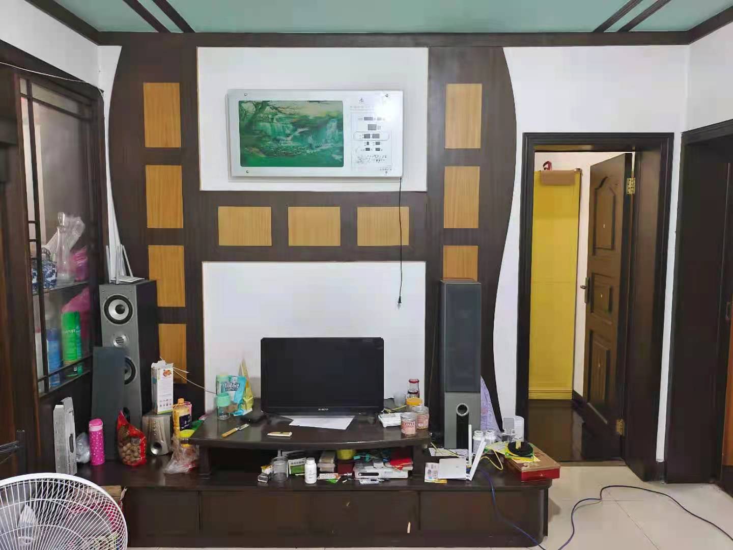 长青居民生活小区  3室1厅1卫    38.0万 长青居民生活小区  3室1厅1卫    38.0万客厅