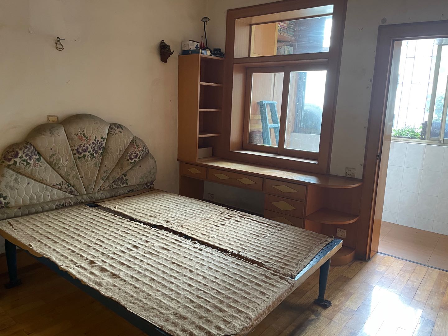 区政府  3室2厅1卫   1500.00元/月室内图