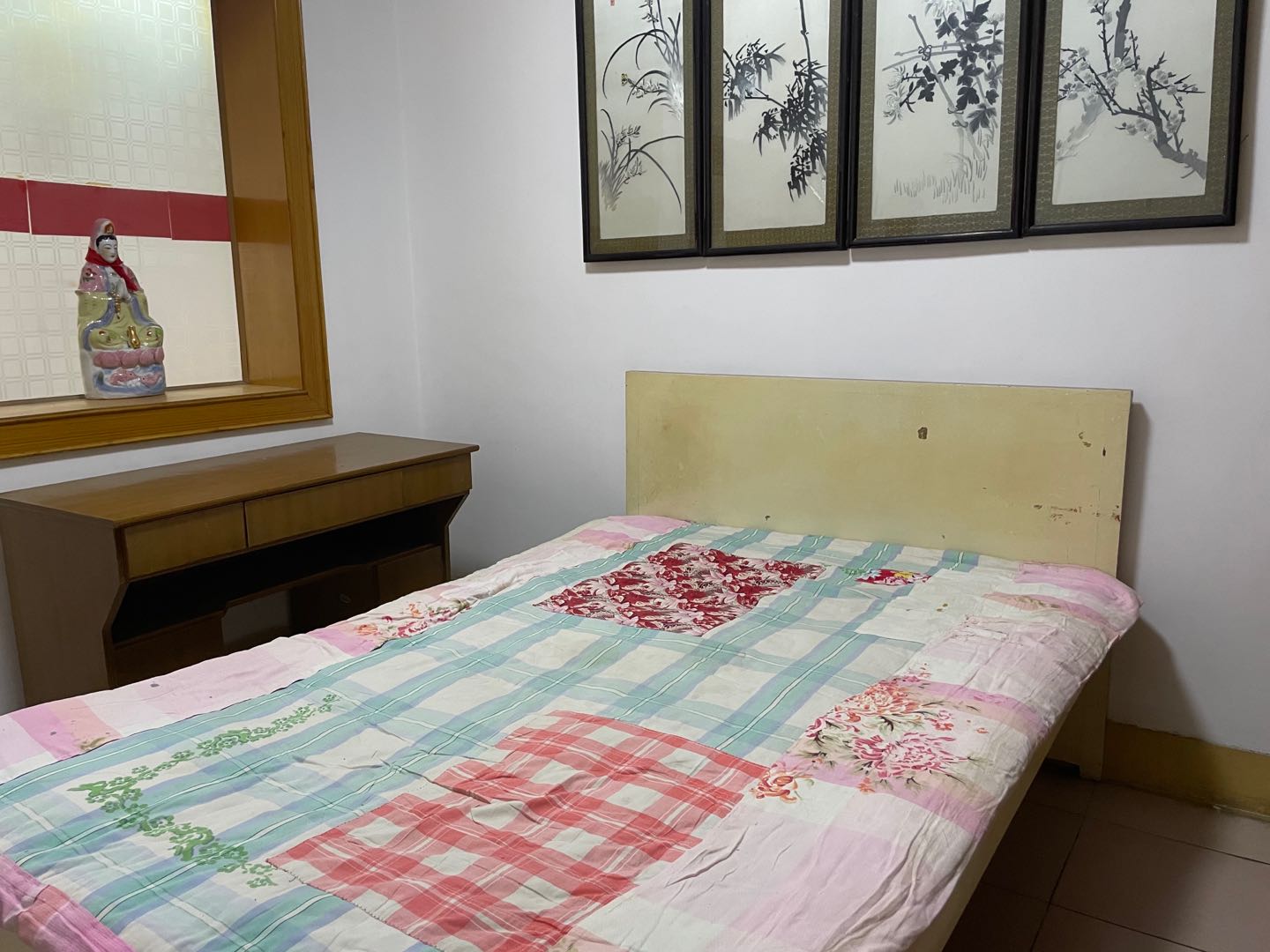 市中心医院家属区 3室2厅1卫 1000.0元/月 市中心医院家属区 3室2厅1卫 1000.0元/月室内图