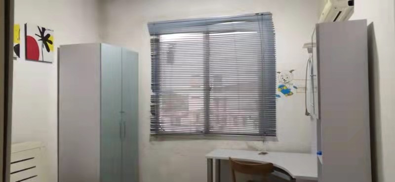 红旗北路散盘 3室2厅1卫 1200.0元/月 红旗北路散盘 3室2厅1卫 1200.0元/月室内图