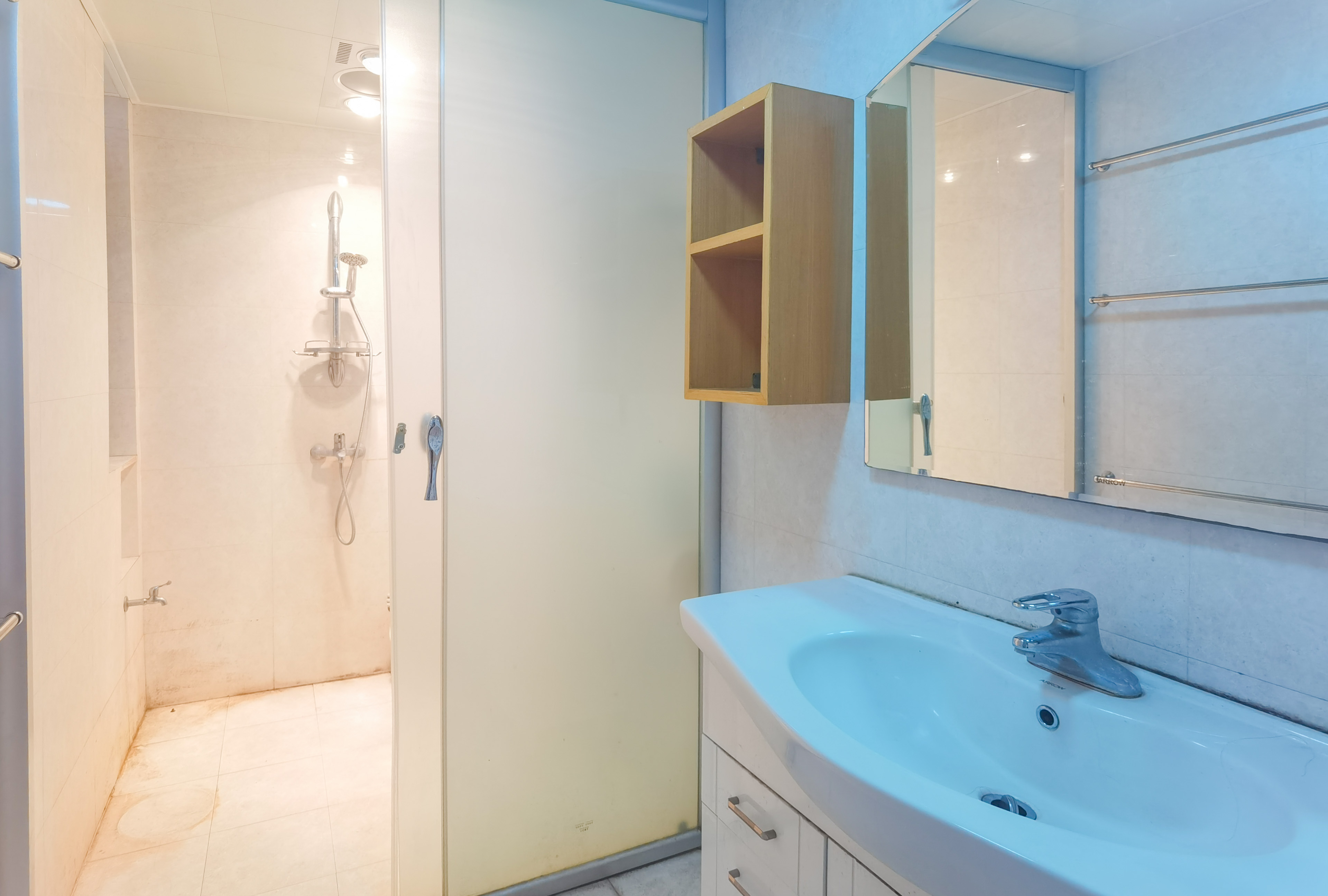 尚格名城花好悦园4期 2室2厅2卫 57.80万 尚格名城花好悦园4期 2室2厅2卫 57.80万客厅