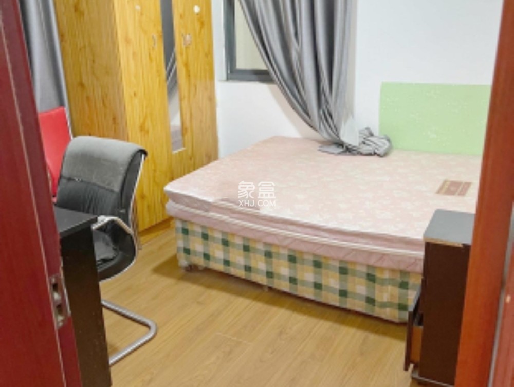 美的林城时代 6室2厅2卫 5500.00元/月 美的林城时代 6室2厅2卫 5500.00元/月室内图