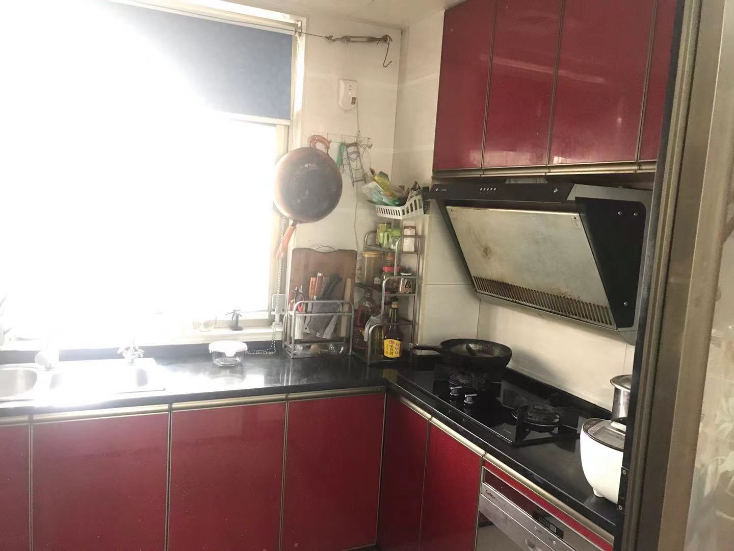 益秀园  3室2厅2卫    87.8万 益秀园  3室2厅2卫    87.8万客厅