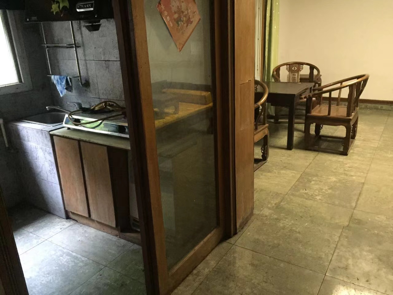 岳海园公寓 1室2厅1卫 800.0元/月 岳海园公寓 1室2厅1卫 800.0元/月室内图