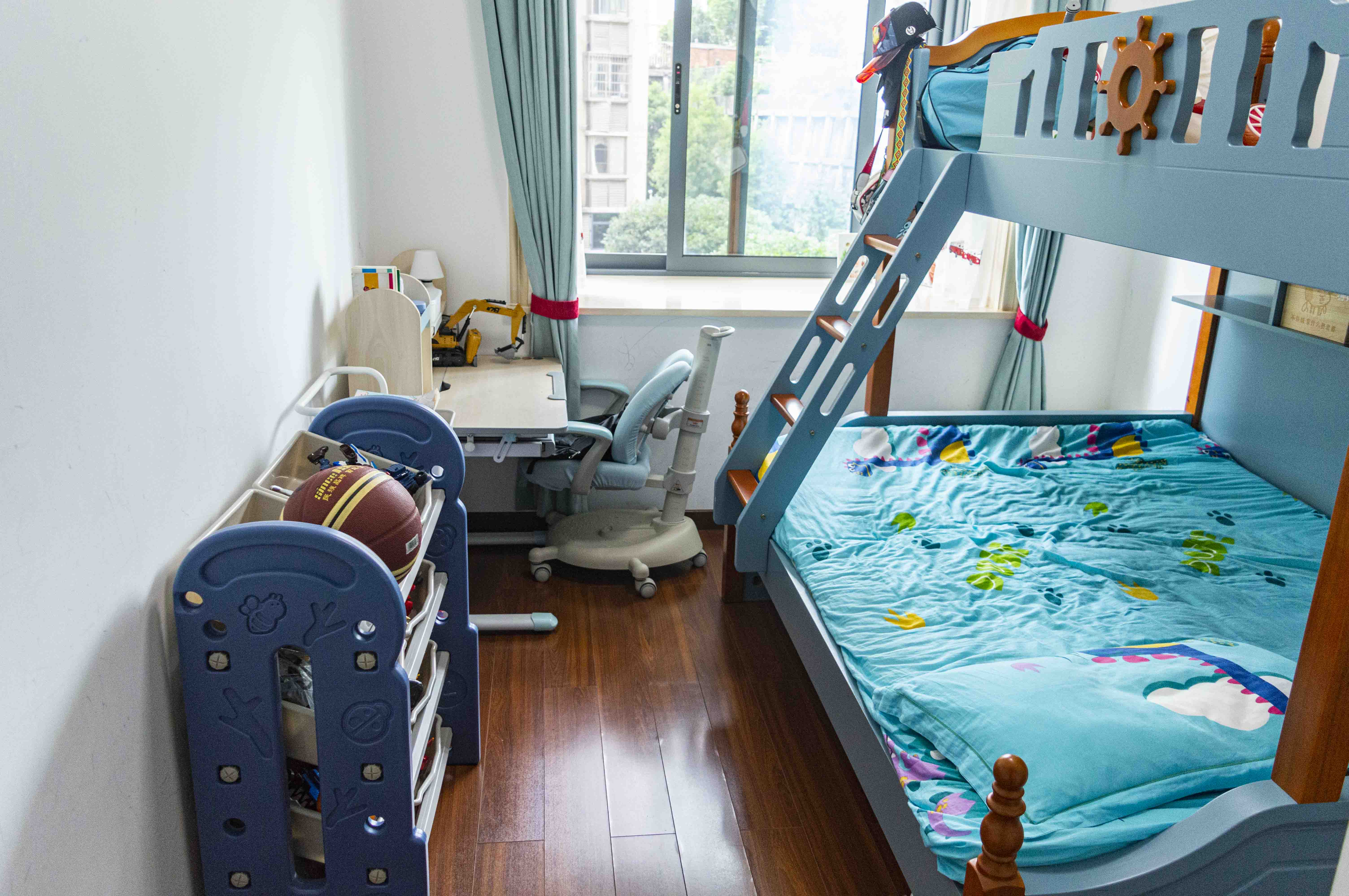 香格里拉 4室2厅2卫 100.0万 香格里拉 4室2厅2卫 100.0万客厅