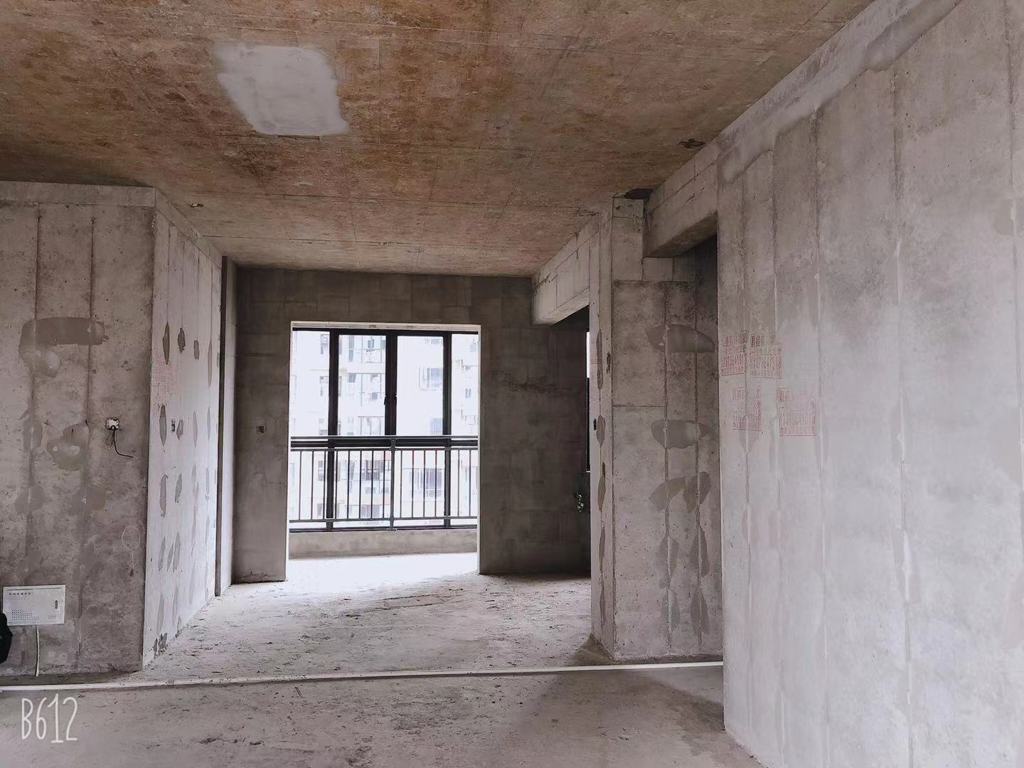 六合幸福里 4室2厅2卫 85.8万 六合幸福里 4室2厅2卫 85.8万卧室