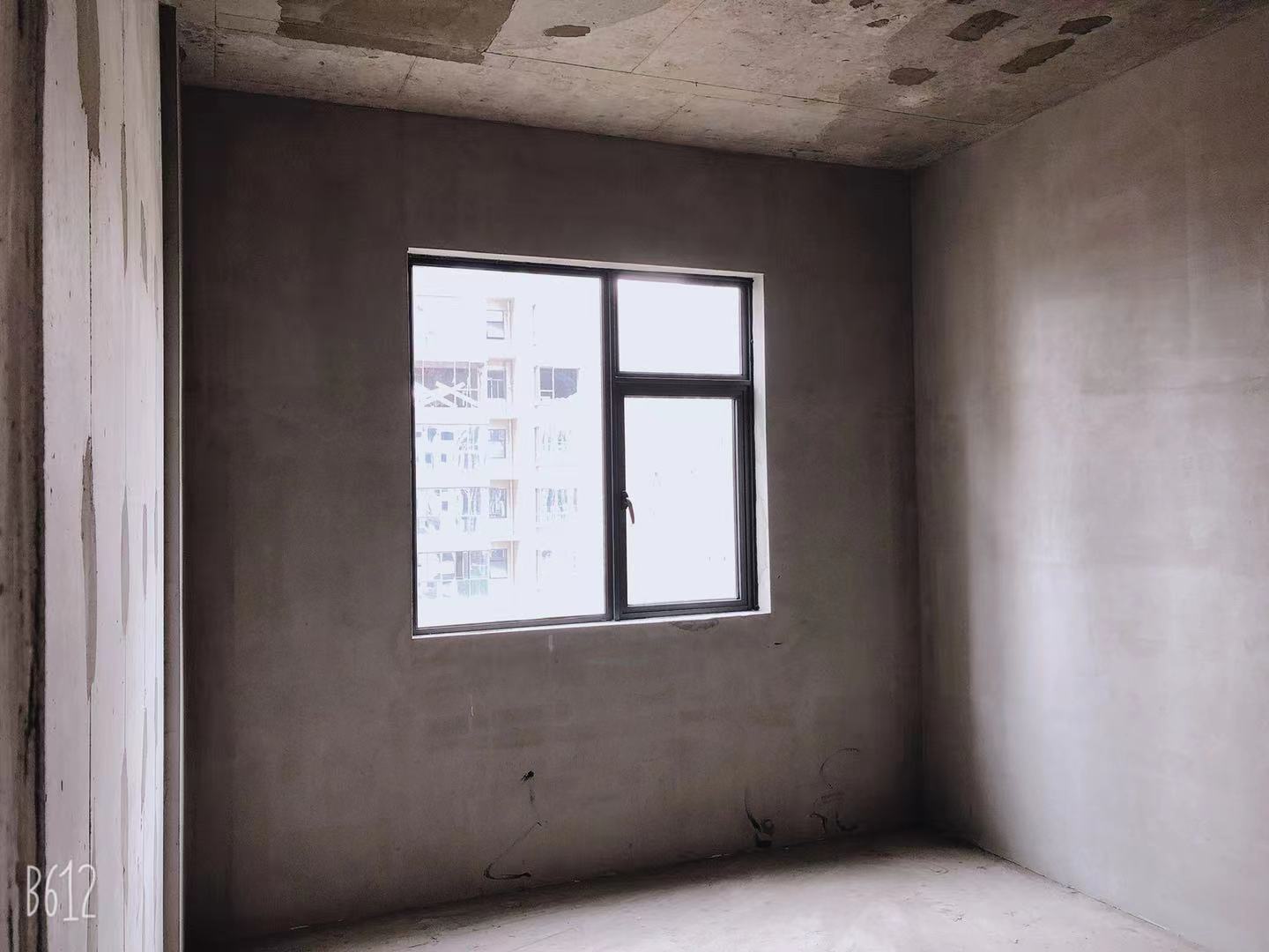 六合幸福里 4室2厅2卫 85.8万 六合幸福里 4室2厅2卫 85.8万卧室