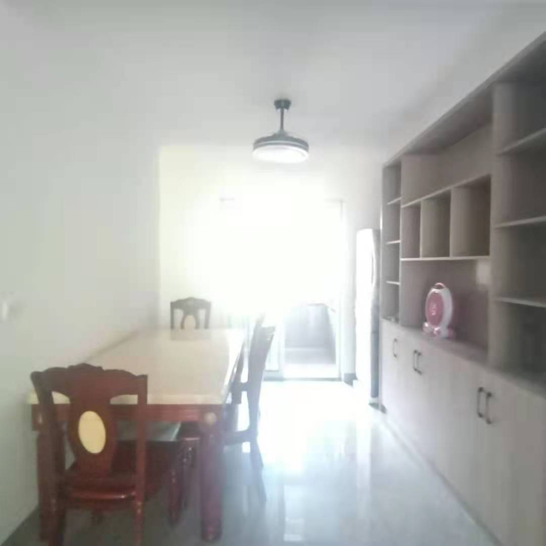 雅士林安置房 2室1厅1卫 1350.0元/月 雅士林安置房 2室1厅1卫 1350.0元/月室内图