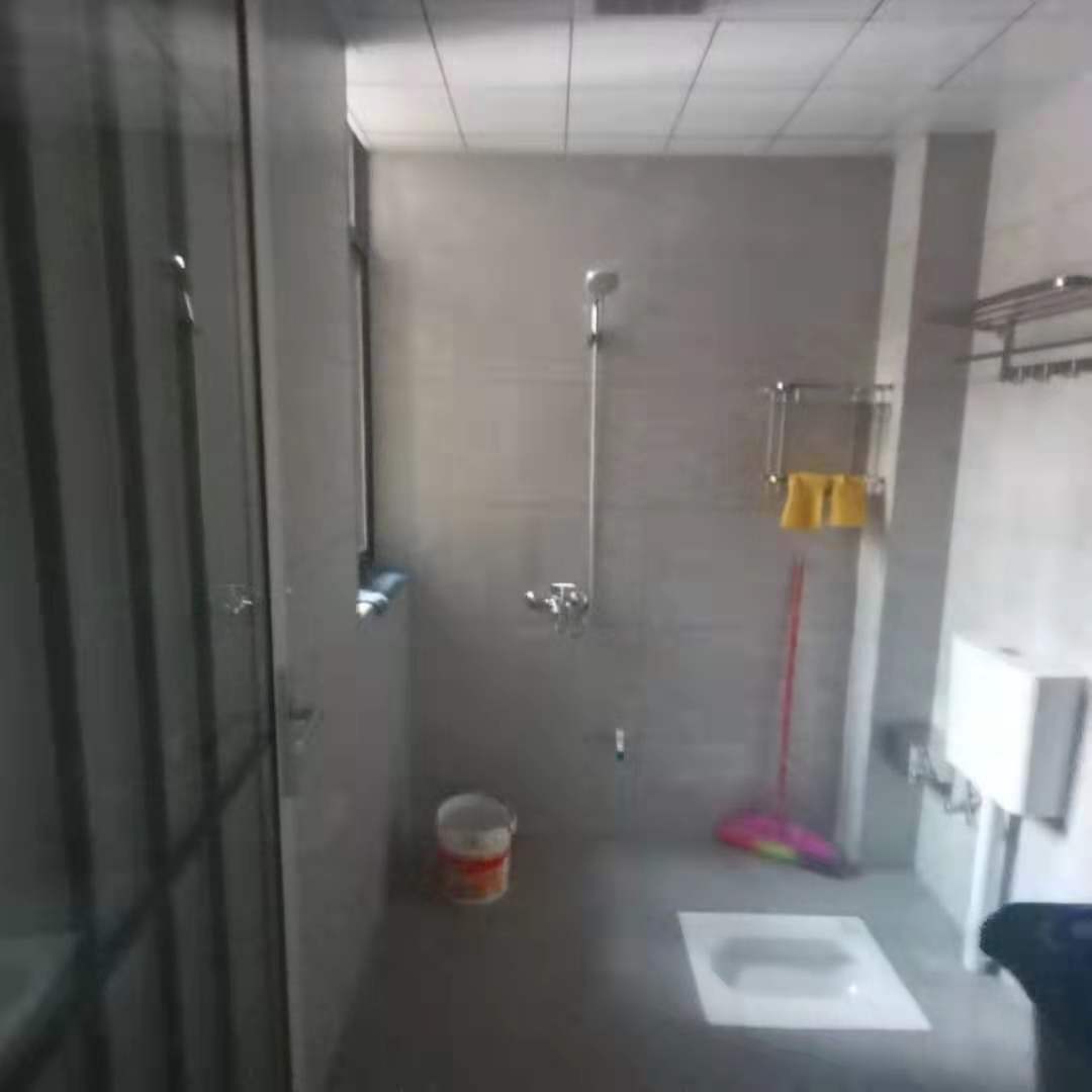 雅士林安置房 2室1厅1卫 1350.0元/月 雅士林安置房 2室1厅1卫 1350.0元/月室内图