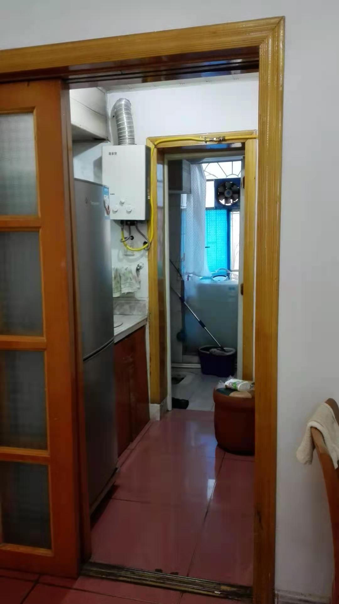 荷叶大楼 3室1厅1卫 800.0元/月 荷叶大楼 3室1厅1卫 800.0元/月小区图