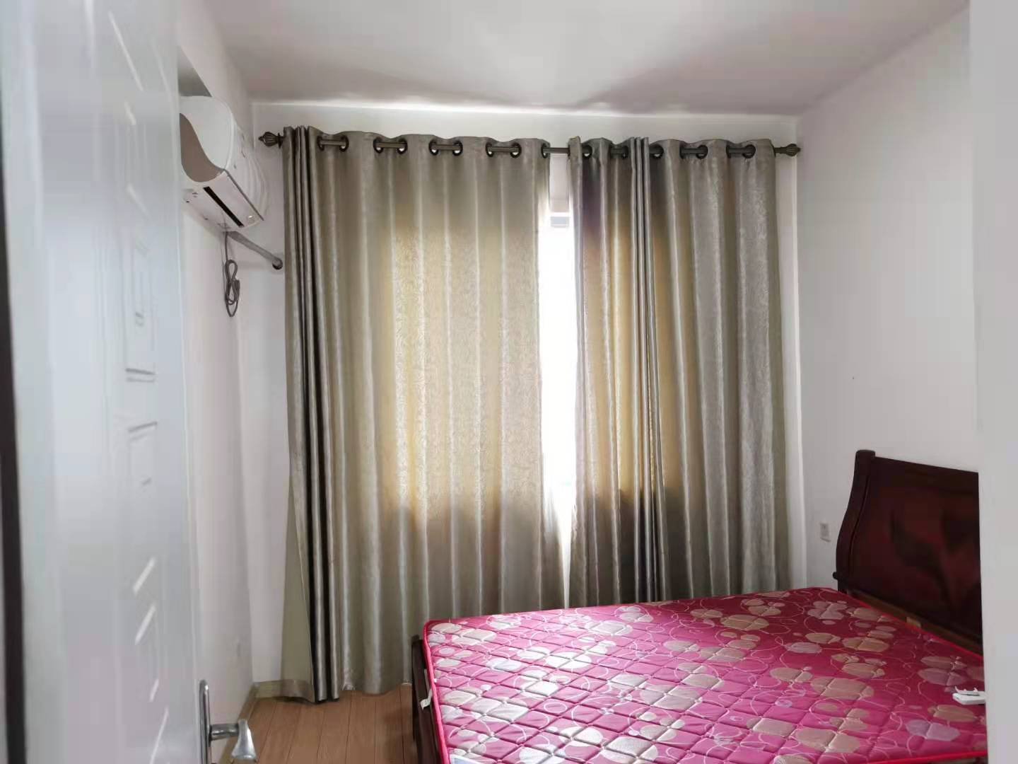 衡阳名郡 3室2厅1卫 2200.00元/月 衡阳名郡 3室2厅1卫 2200.00元/月室内图