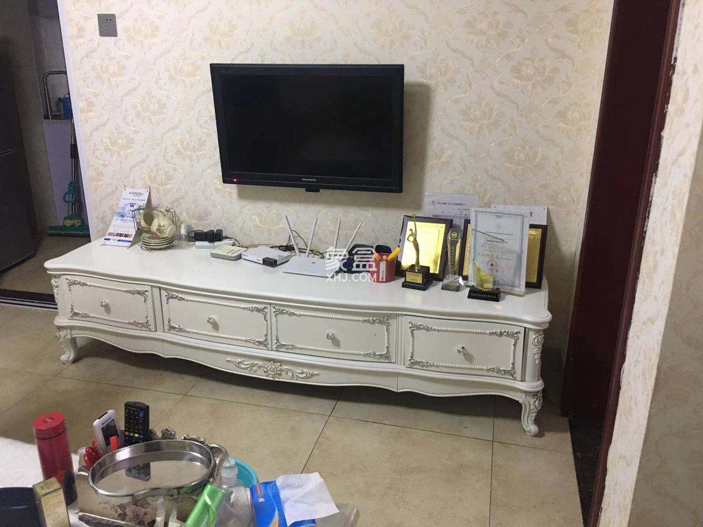 雄森国际 2室2厅1卫 1500.0元/月 雄森国际 2室2厅1卫 1500.0元/月室内图