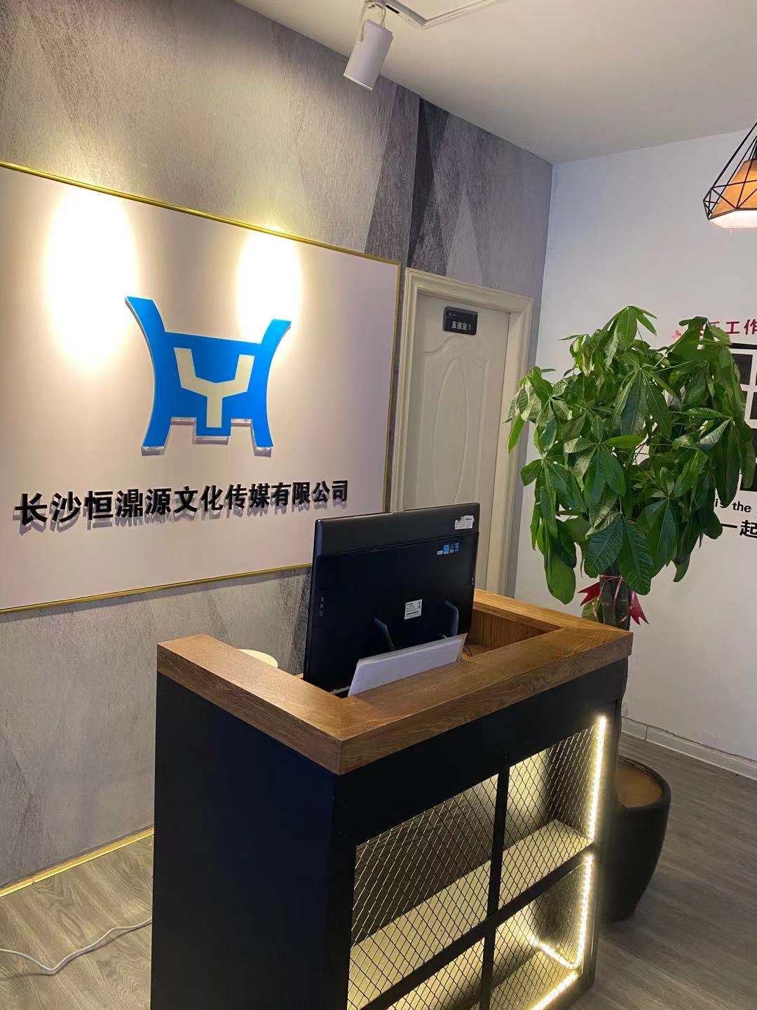 财富港湾（绿领大厦）  3室2厅2卫    4800.0元/月室内图