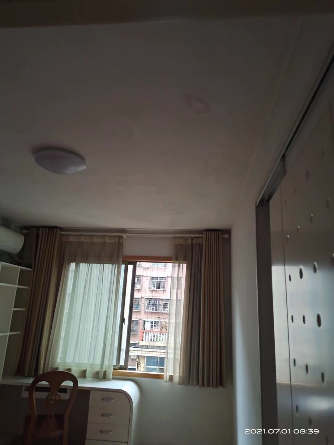 金园小区 4室2厅2卫 2300.0元/月 金园小区 4室2厅2卫 2300.0元/月室内图