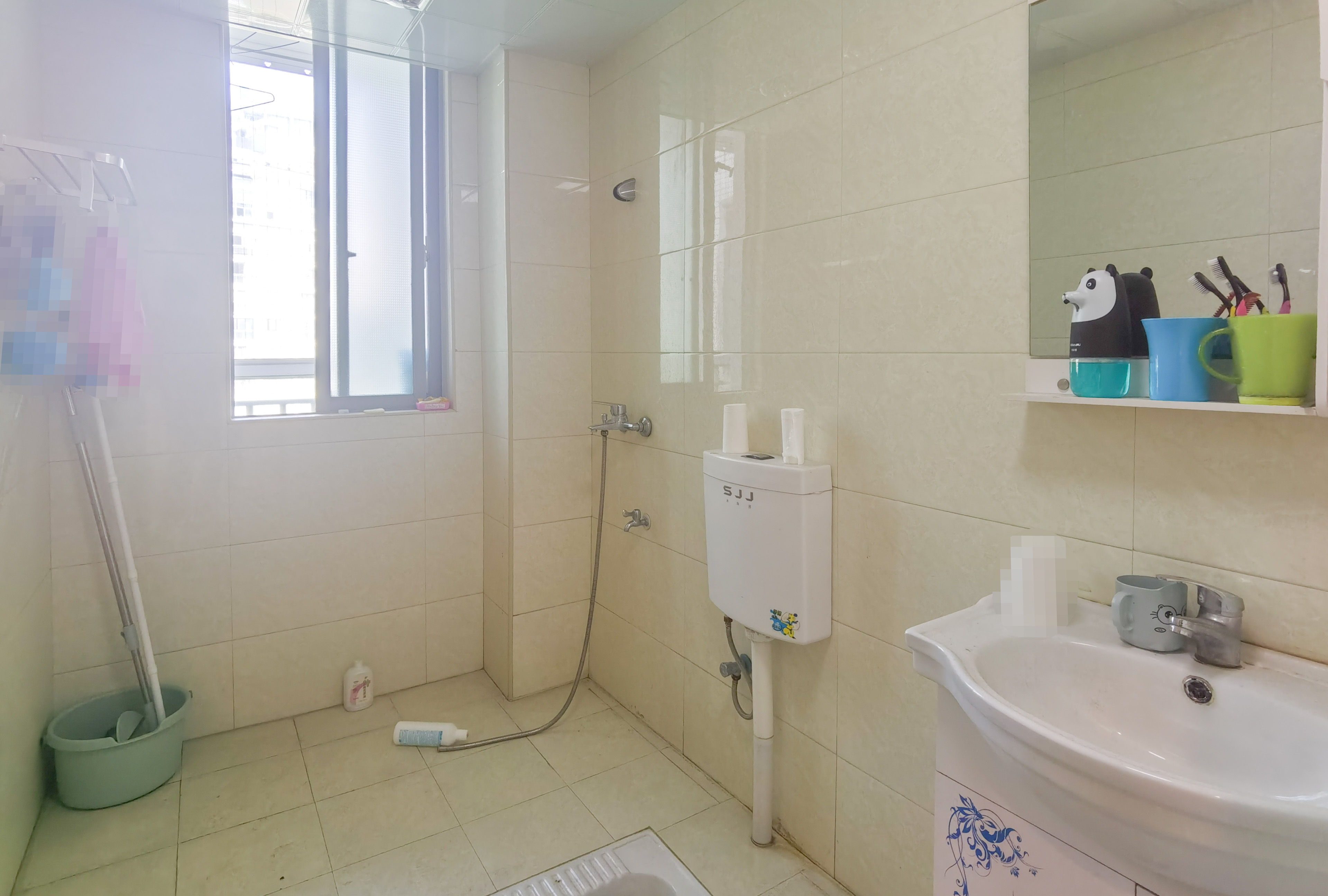 株洲锦绣江山  3室2厅1卫    91.0万 株洲锦绣江山  3室2厅1卫    91.0万客厅