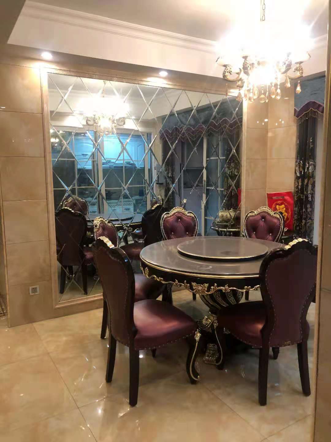 怡河园 0室0厅0卫 198.0万 怡河园 0室0厅0卫 198.0万客厅