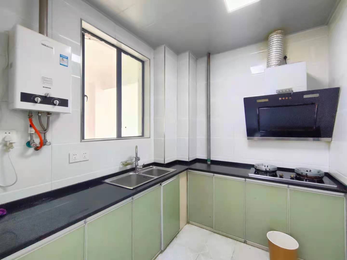 雄森国际 2室2厅2卫 1800.0元/月 雄森国际 2室2厅2卫 1800.0元/月室内图