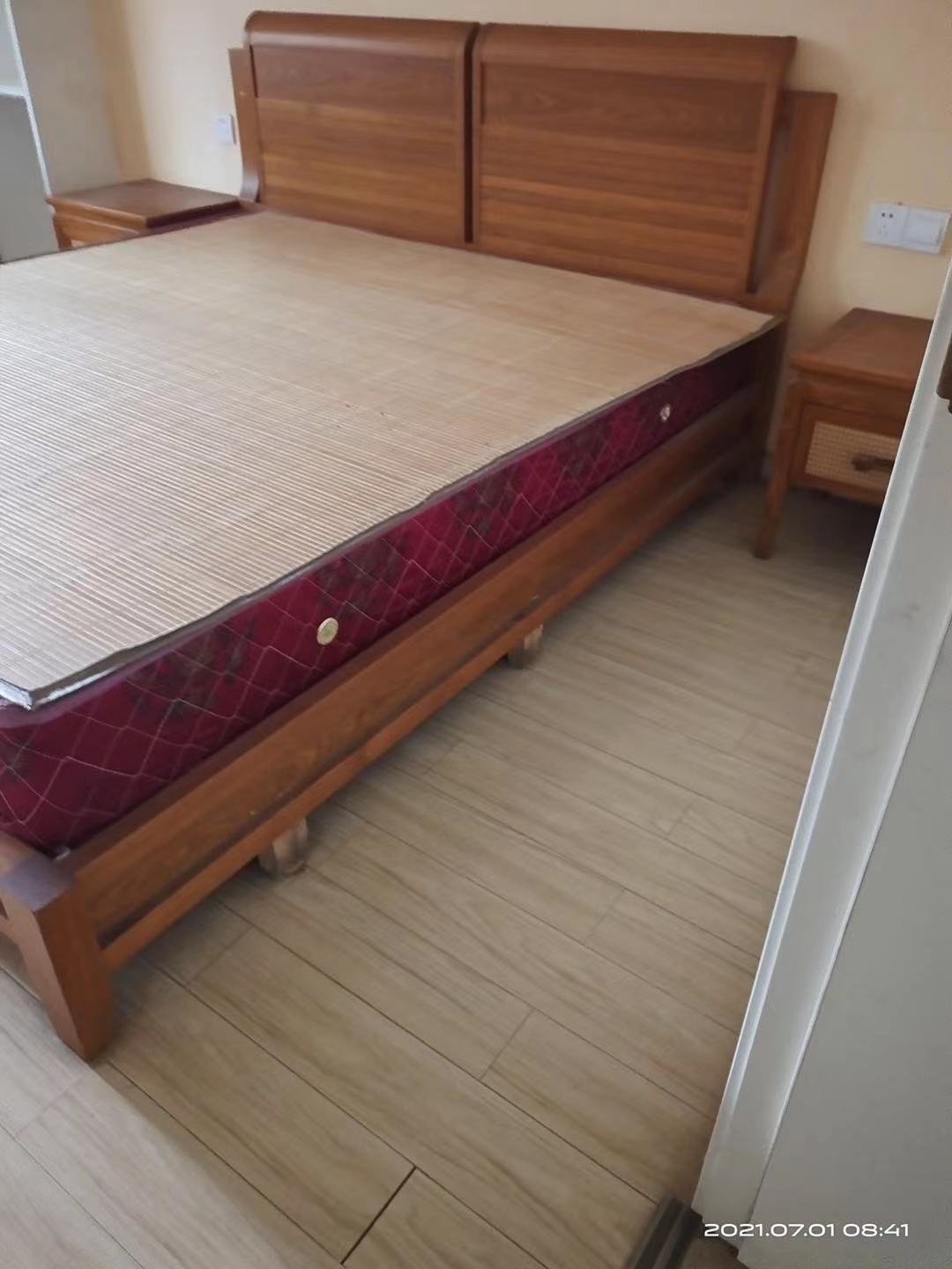 金园小区 4室2厅2卫 2300.0元/月 金园小区 4室2厅2卫 2300.0元/月室内图