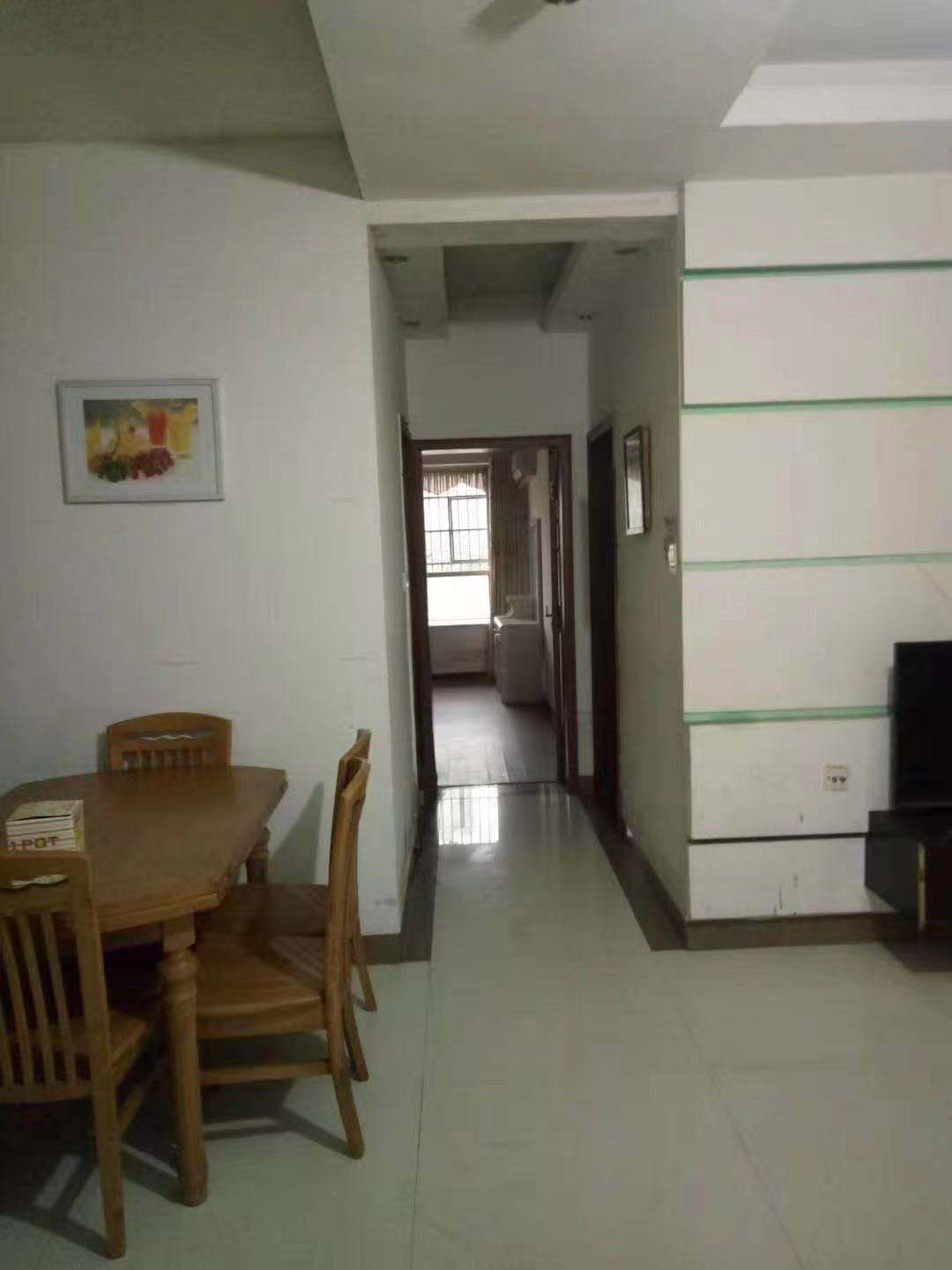 御华府 3室2厅1卫 1500.0元/月 御华府 3室2厅1卫 1500.0元/月室内图