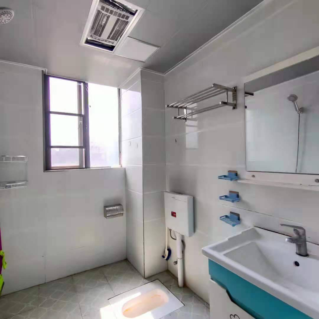 雄森国际 2室2厅2卫 1800.0元/月 雄森国际 2室2厅2卫 1800.0元/月室内图