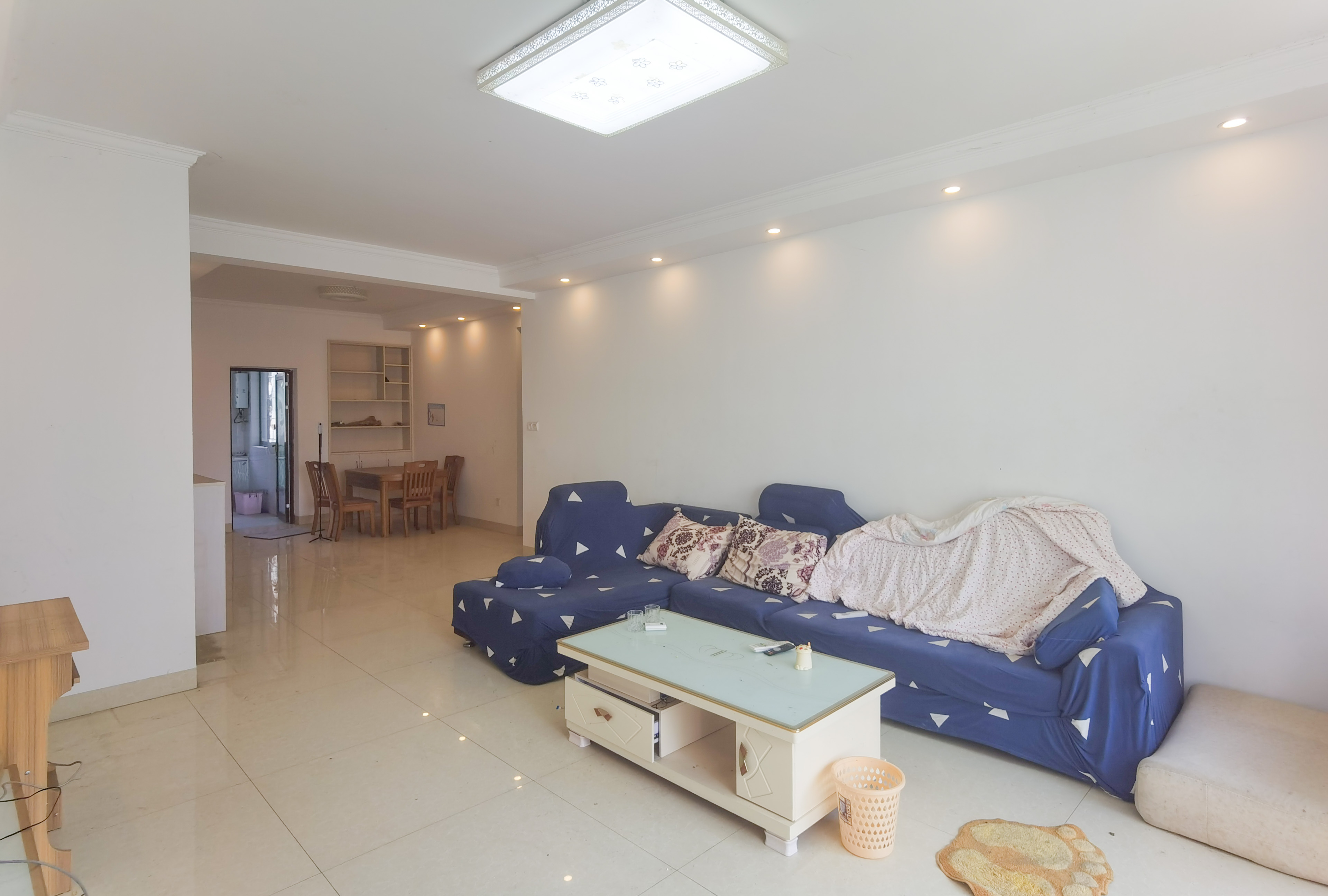 株洲锦绣江山  3室2厅1卫    91.0万 株洲锦绣江山  3室2厅1卫    91.0万客厅