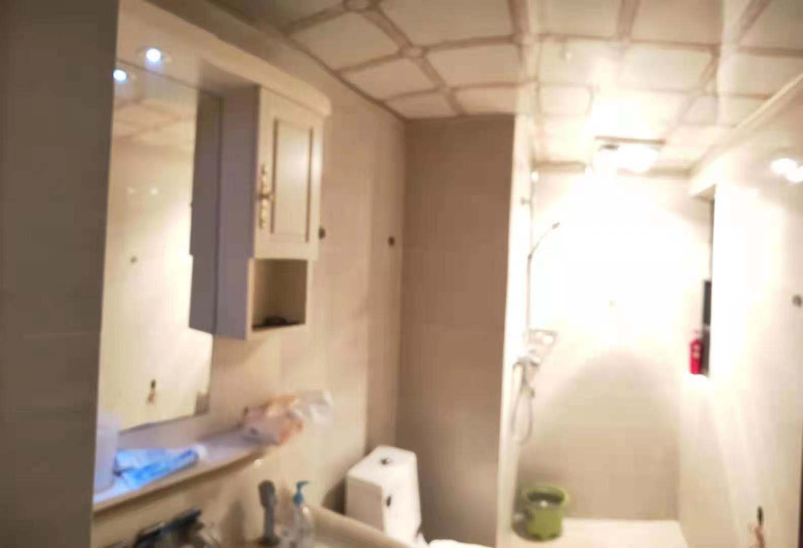 佳兆业君汇上品  2室1厅1卫   2400.00元/月室内图