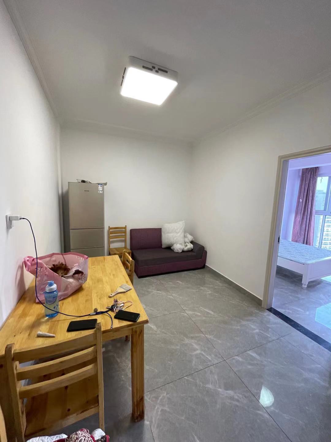 南湖尚景  3室2厅1卫    2500.0元/月 南湖尚景  3室2厅1卫    2500.0元/月室内图