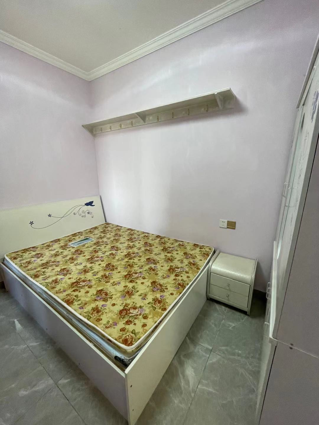 南湖尚景  3室2厅1卫    2500.0元/月 南湖尚景  3室2厅1卫    2500.0元/月室内图