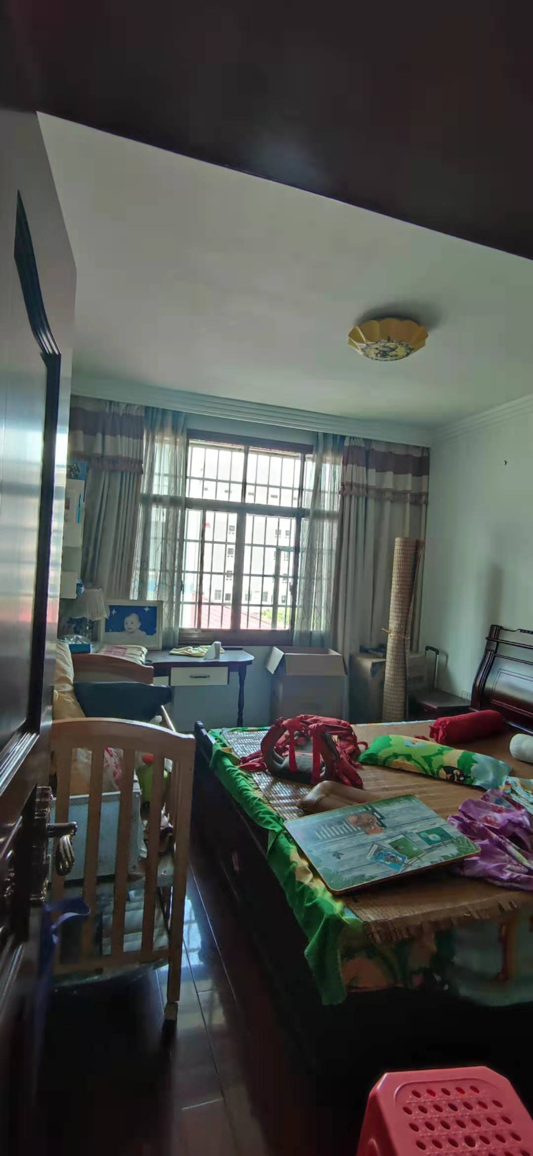 娄星区散盘 4室2厅2卫 88.8万 娄星区散盘 4室2厅2卫 88.8万卧室