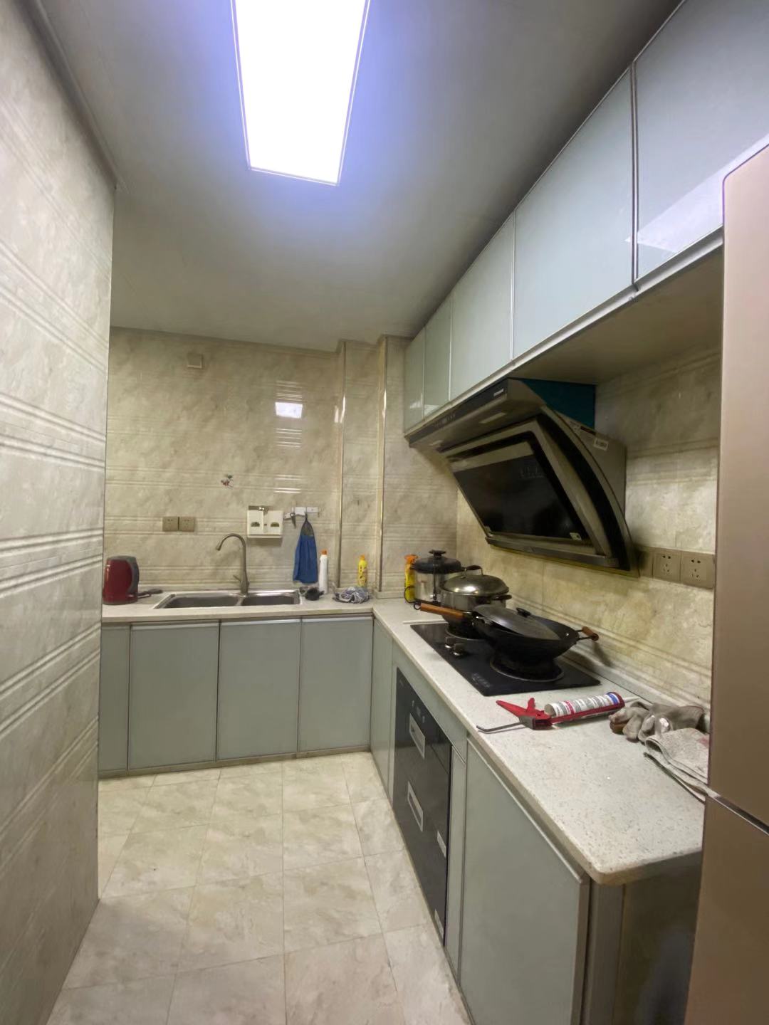 雅士林欣城 2室2厅1卫 1600.0元/月 雅士林欣城 2室2厅1卫 1600.0元/月室内图