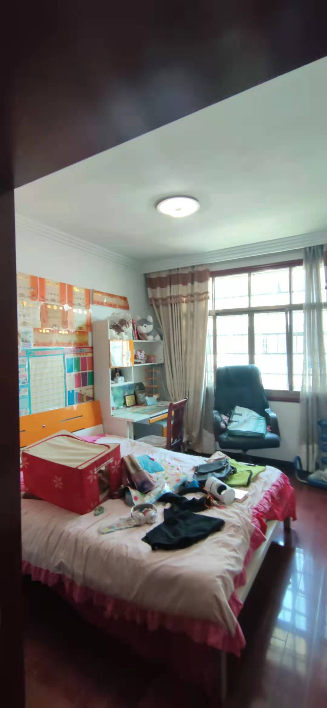 娄星区散盘 4室2厅2卫 88.8万 娄星区散盘 4室2厅2卫 88.8万卫生间