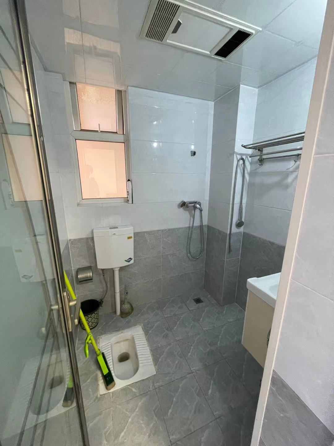 南湖尚景  3室2厅1卫    2500.0元/月 南湖尚景  3室2厅1卫    2500.0元/月室内图