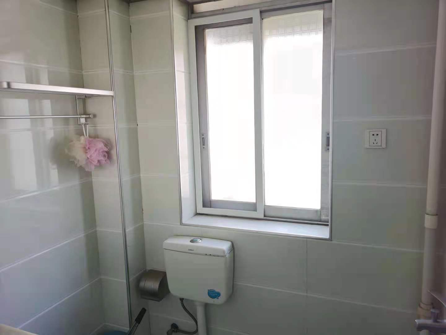 朝阳办事处江家坪居委会(鸿业小区) 4室2厅2卫 1200.0元/月 朝阳办事处江家坪居委会(鸿业小区) 4室2厅2卫 1200.0元/月室内图