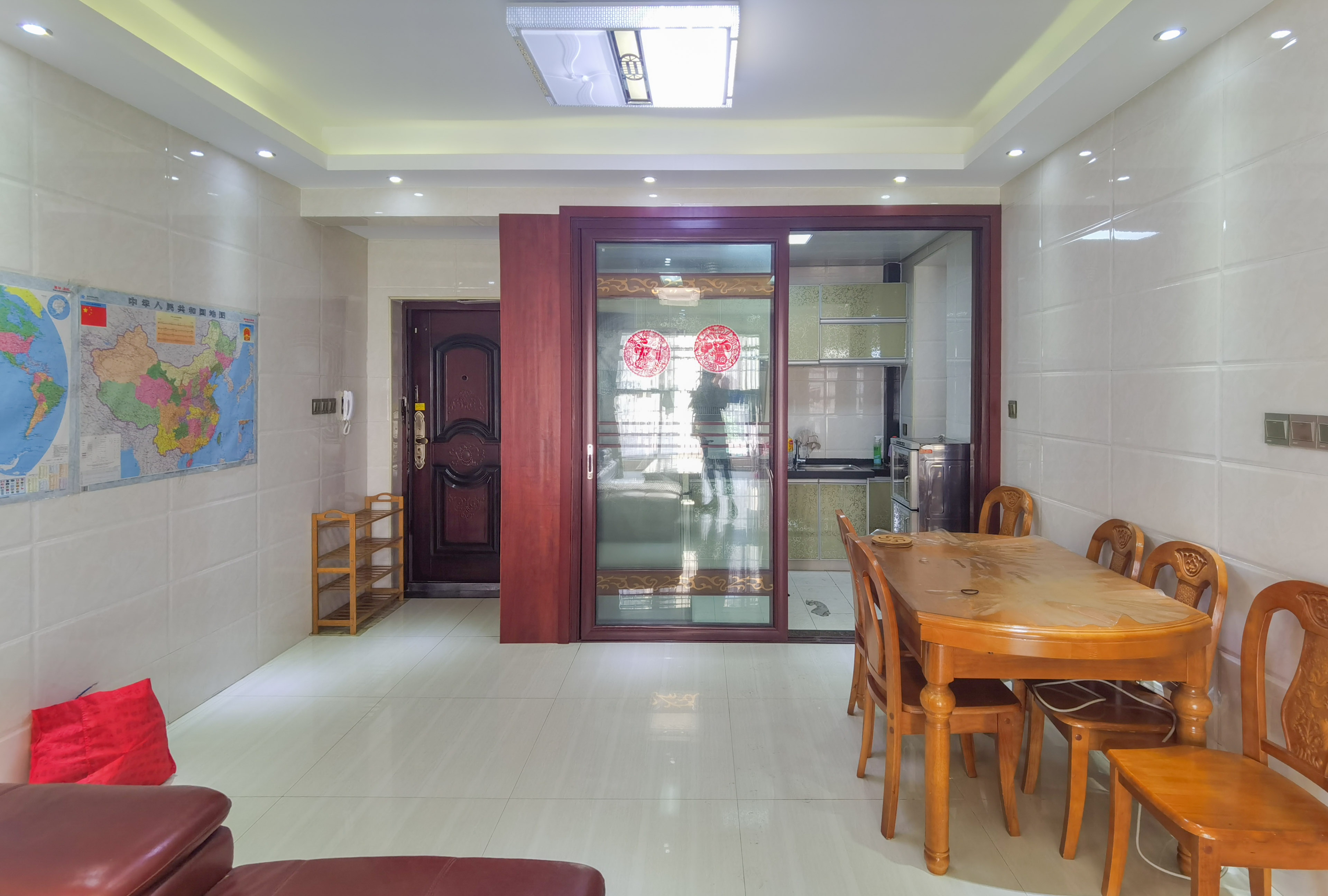 香博堡 3室2厅2卫 50.0万 香博堡 3室2厅2卫 50.0万客厅