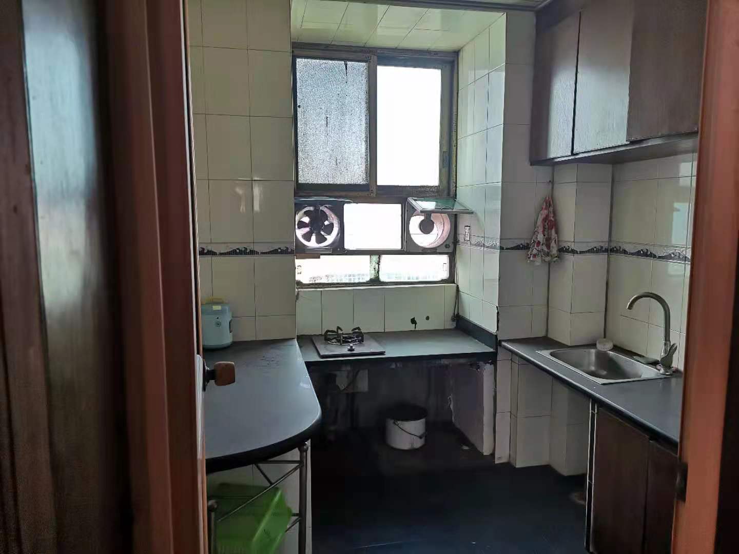 银都新村 3室2厅2卫 1100.0元/月 银都新村 3室2厅2卫 1100.0元/月室内图