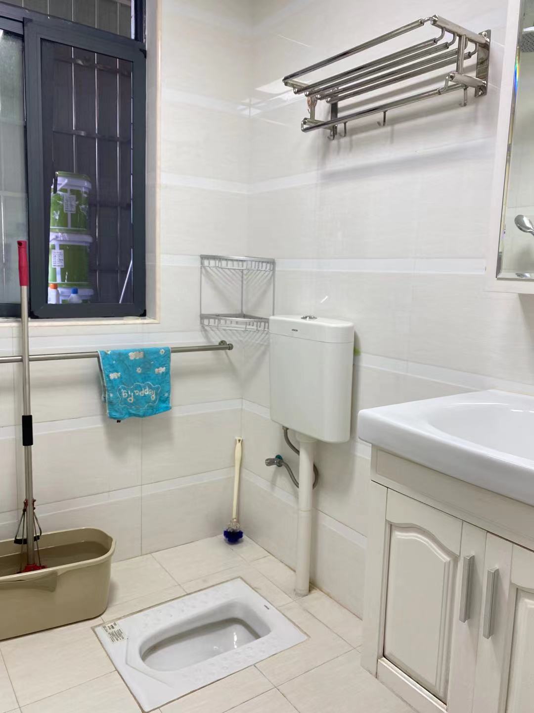 龙锦花苑 2室1厅1卫 1800.0元/月 龙锦花苑 2室1厅1卫 1800.0元/月室内图