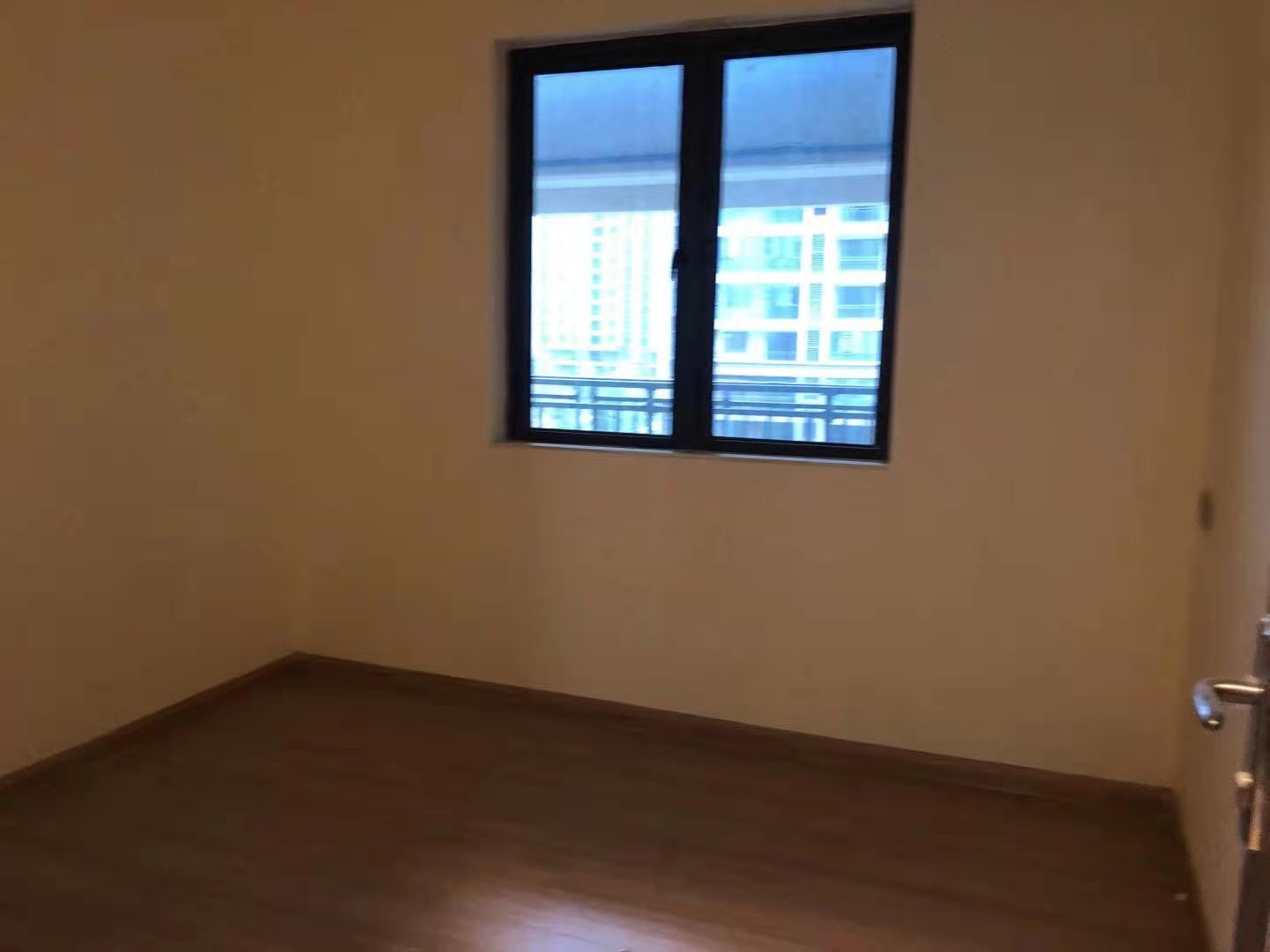 碧桂园梓山府 3室2厅1卫 2000.0元/月 碧桂园梓山府 3室2厅1卫 2000.0元/月室内图