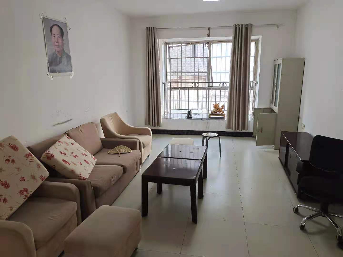 滴水安置小区  3室2厅1卫    900.0元/月 滴水安置小区  3室2厅1卫    900.0元/月户型图