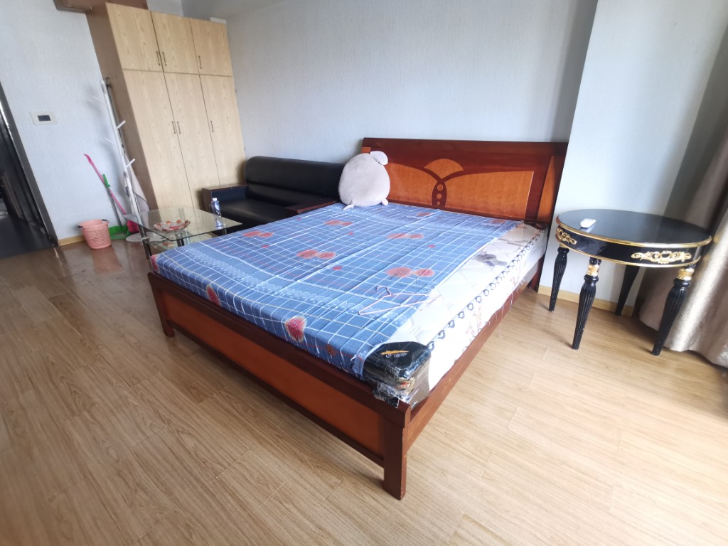 和平路行政公馆  1室1厅1卫    1500.0元/月 和平路行政公馆  1室1厅1卫    1500.0元/月室内图